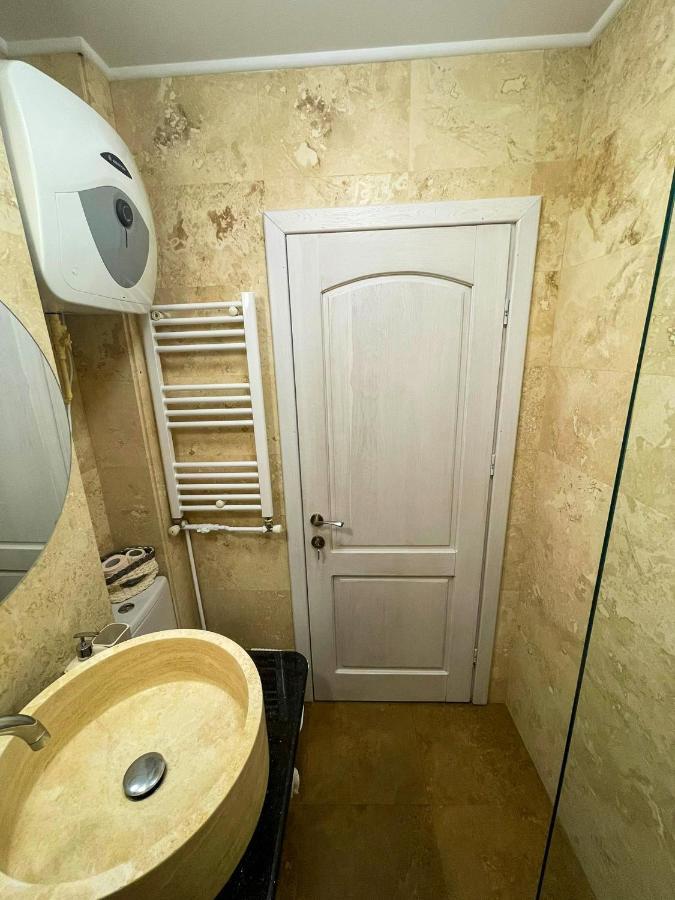 Tudor'S Apartment بوخارست المظهر الخارجي الصورة
